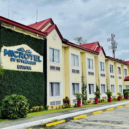 Microtel By Wyndham Tarlac Eksteriør bilde